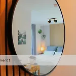 Modernes Apartment/zentrum/wi-fi/parkplatz Daire