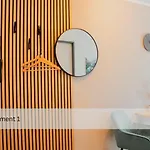 Modernes Apartment/zentrum/wi-fi/parkplatz *