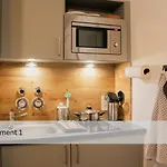 Modernes Apartment/zentrum/wi-fi/parkplatz Daire