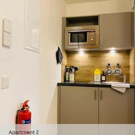 Apartment Modernes Apartment/zentrum/wi-fi/parkplatz