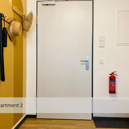 شقة Modernes Apartment/zentrum/wi-fi/parkplatz