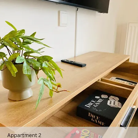 شقة Modernes Apartment/zentrum/wi-fi/parkplatz *
