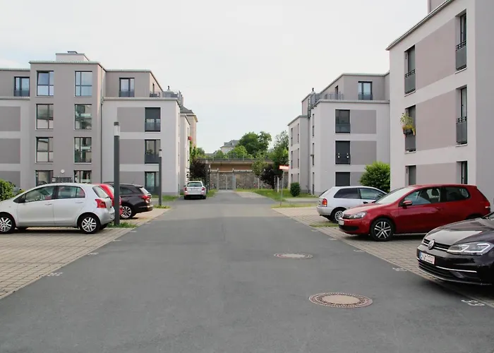 Modernes Apartment/zentrum/wi-fi/parkplatz Διαμέρισμα *